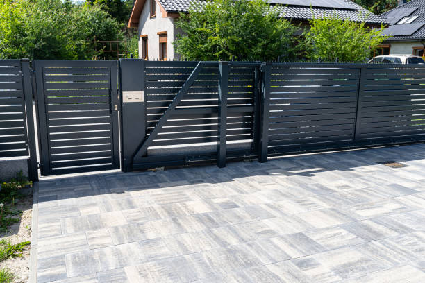 Best Interlocking Driveway Pavers  in Tamiami, FL